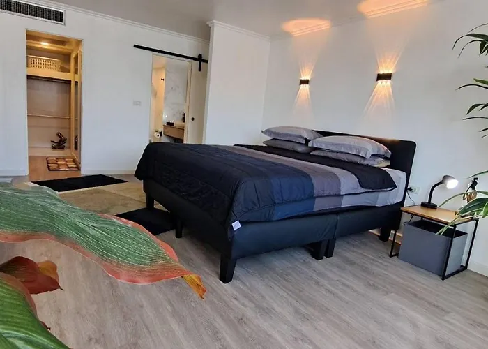 Newly Renovated 1 Bedroom Nana 別荘 バンコク都