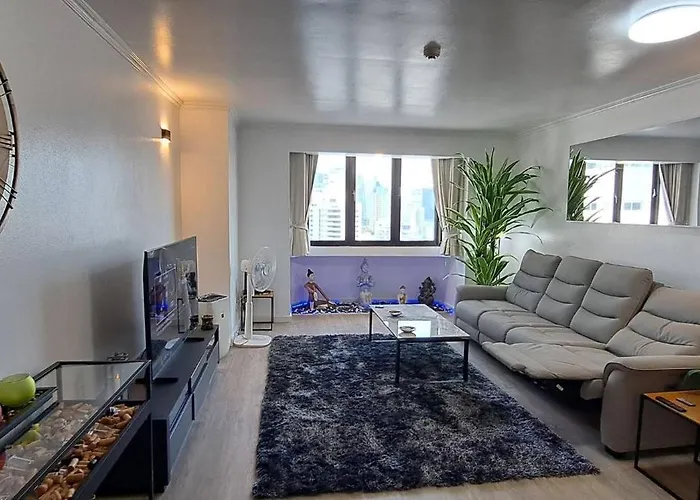 Newly Renovated 1 Bedroom Nana 別荘 バンコク都