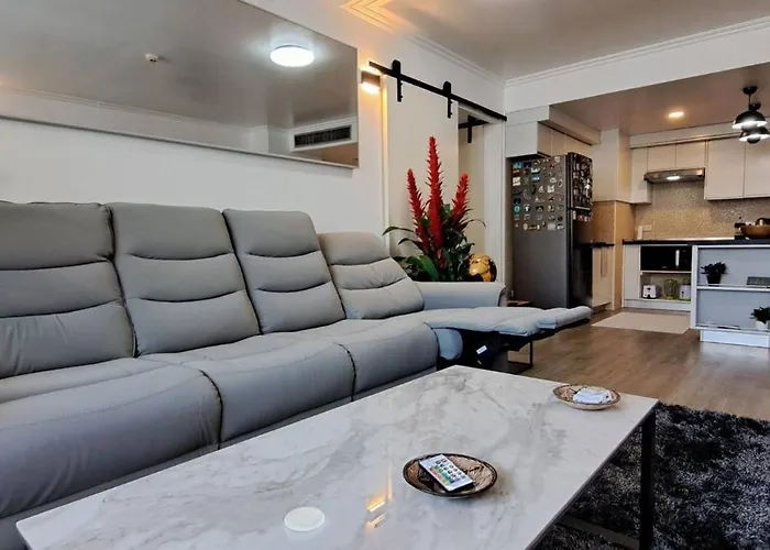 Newly Renovated 1 Bedroom Nana
